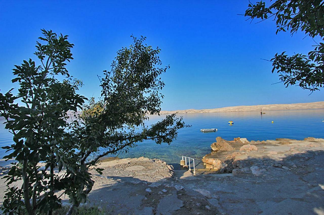 Beachfront House Ivana With Pool - Renovated 2025 Cesarica Esterno foto
