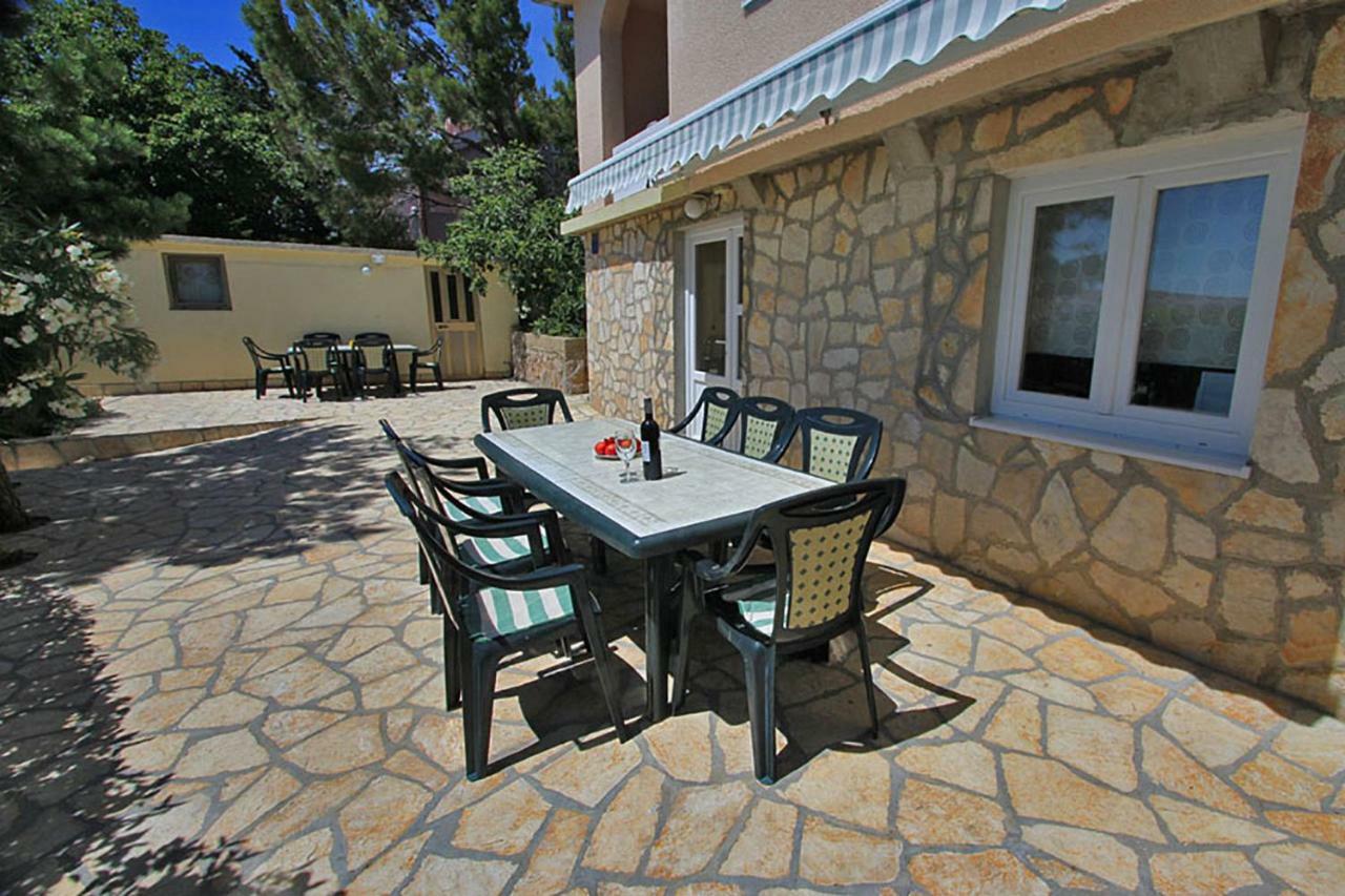 Beachfront House Ivana With Pool - Renovated 2025 Cesarica Esterno foto