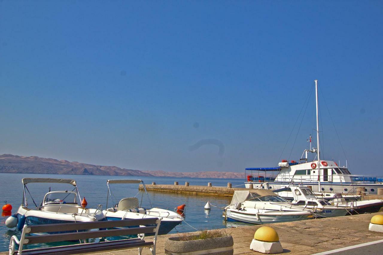 Beachfront House Ivana With Pool - Renovated 2025 Cesarica Esterno foto
