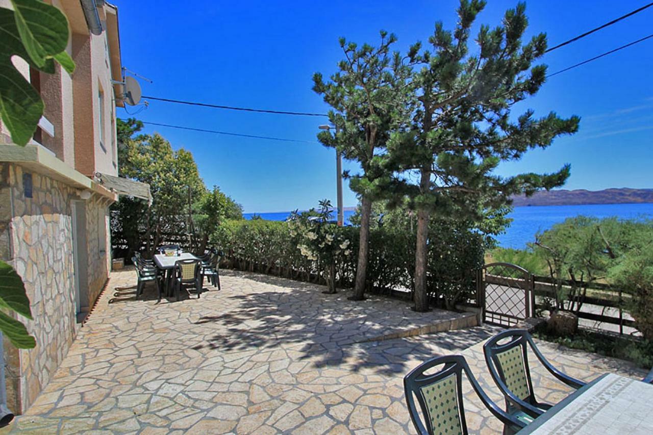 Beachfront House Ivana With Pool - Renovated 2025 Cesarica Esterno foto