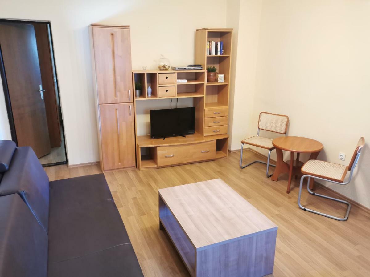 Beachfront House Ivana With Pool - Renovated 2025 Cesarica Esterno foto