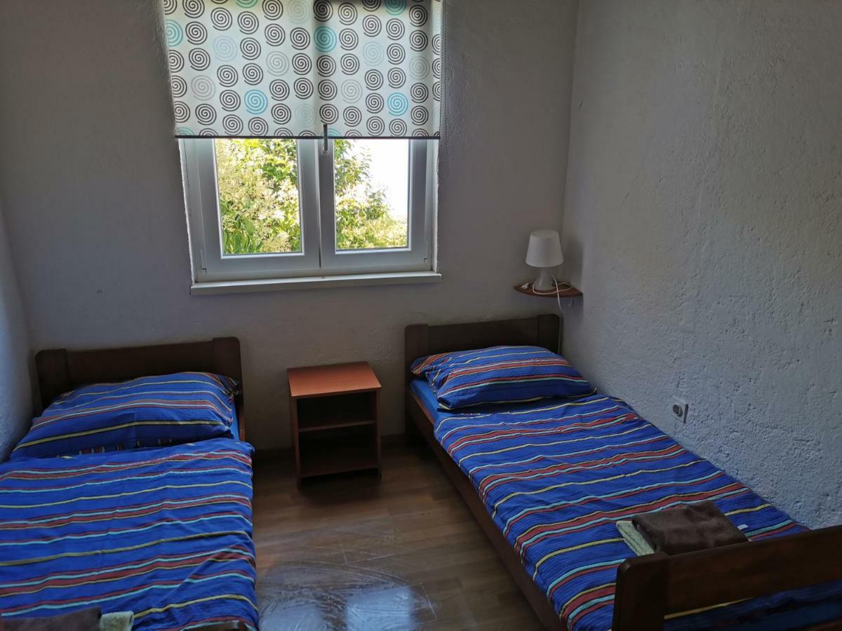 Beachfront House Ivana With Pool - Renovated 2025 Cesarica Esterno foto