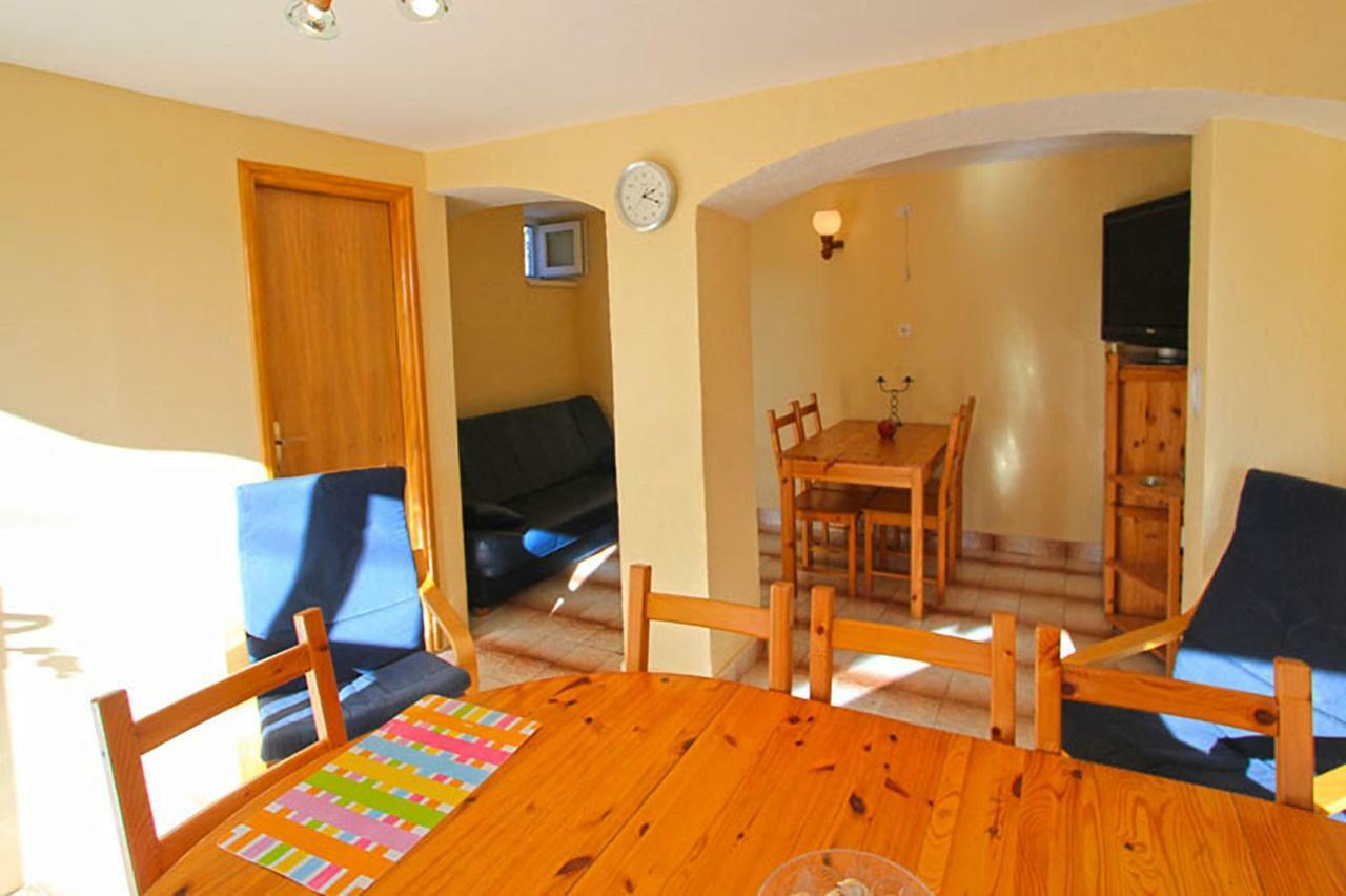 Beachfront House Ivana With Pool - Renovated 2025 Cesarica Esterno foto